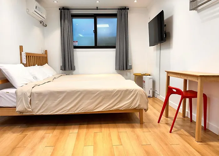 Aparthotel 6